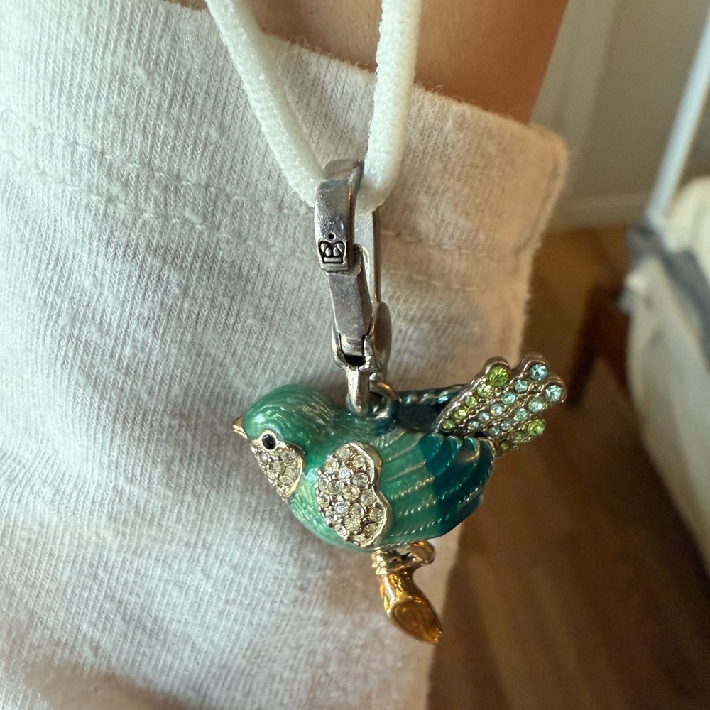 JUICY COUTURE Pave Blue Sparrow Bird Charm vintage YJRU3871 Retired 2010